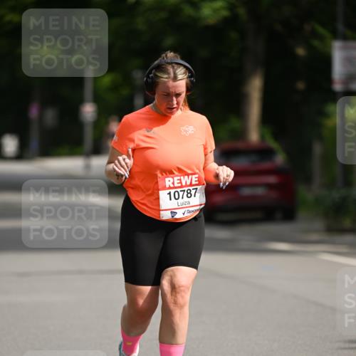 15.06.2025 - REWE Women's Run Dr. Thomas Lammeyer http://msf.ph/oto/7973526 15.06.2025 10:04:48 Laufen 10787 meine-sportfotos.de