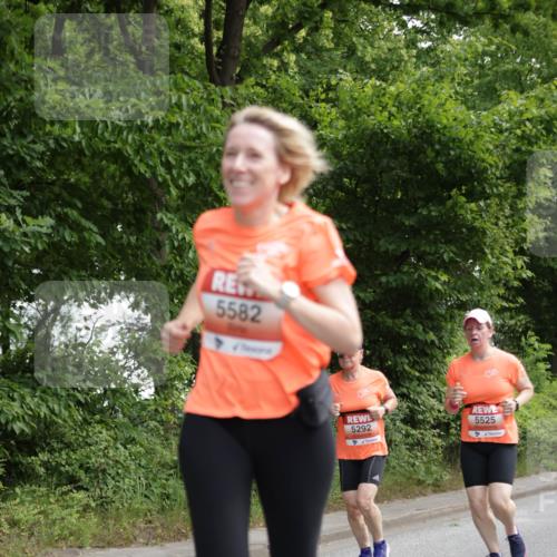 15.06.2025 - REWE Women's Run Jannik Wohlers http://msf.ph/oto/7973536 15.06.2025 10:08:10 Laufen 5582, 5292, 5525 meine-sportfotos.de