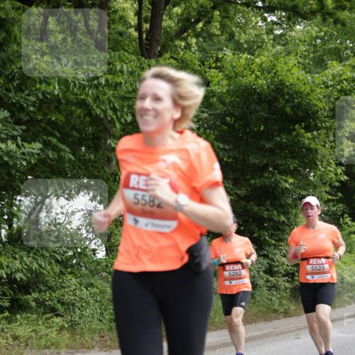 15.06.2025 - REWE Women's Run Jannik Wohlers http://msf.ph/oto/7973538 15.06.2025 10:08:10 Laufen 5582, 5292, 5525 meine-sportfotos.de