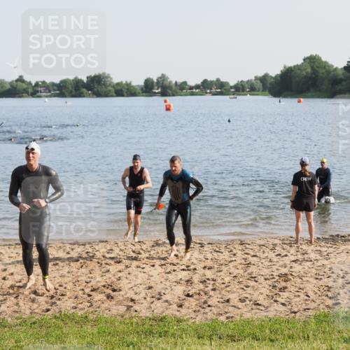 21.06.2025 - 27. Vierlanden-Triathlon MichiJ http://msf.ph/oto/7973598 15.06.2026 08:37:42 Schwimmen 9, 73, 171, 180, 181 meine-sportfotos.de