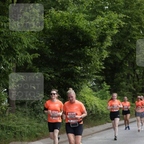 15.06.2025 - REWE Women's Run Jannik Wohlers http://msf.ph/oto/7973637 15.06.2025 10:08:24 Laufen 5651, 5624, 5370, 5098 meine-sportfotos.de