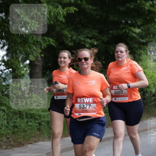15.06.2025 - REWE Women's Run Jannik Wohlers http://msf.ph/oto/7973682 15.06.2025 10:08:29 Laufen 5098, 5377, 5097, 54 meine-sportfotos.de