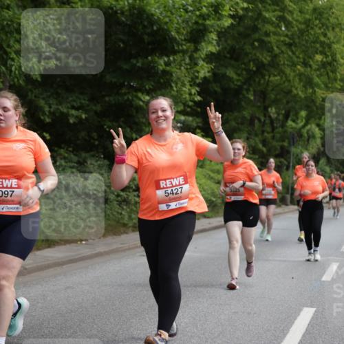 15.06.2025 - REWE Women's Run Jannik Wohlers http://msf.ph/oto/7973717 15.06.2025 10:08:30 Laufen 5097, 5427, 5325 meine-sportfotos.de