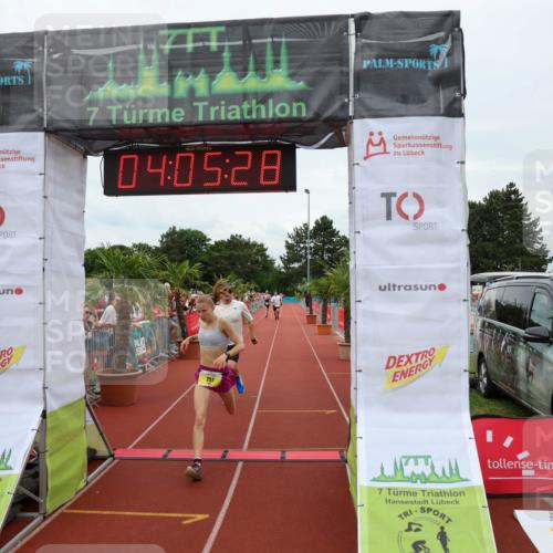 15.06.2025 - 7 Türme Triathlon Michael Strokosch http://msf.ph/oto/7973755 15.06.2025 14:05:28 Ziel 757, 1144 meine-sportfotos.de