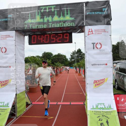15.06.2025 - 7 Türme Triathlon Michael Strokosch http://msf.ph/oto/7973769 15.06.2025 14:05:29 Ziel 757, 1144 meine-sportfotos.de