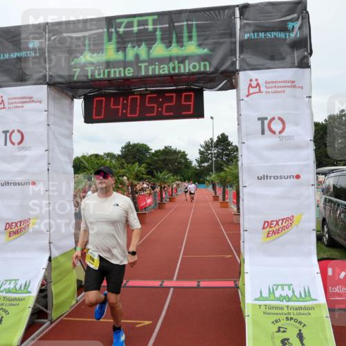 15.06.2025 - 7 Türme Triathlon Michael Strokosch http://msf.ph/oto/7973773 15.06.2025 14:05:29 Ziel 757, 1144 meine-sportfotos.de