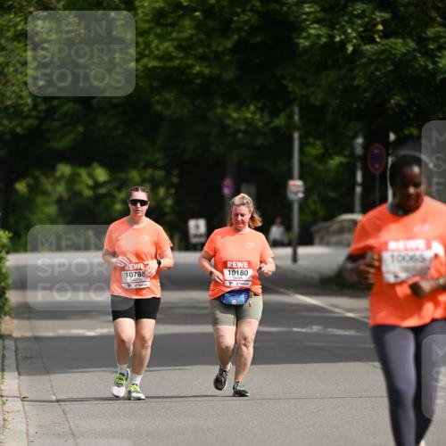 15.06.2025 - REWE Women's Run Dr. Thomas Lammeyer http://msf.ph/oto/7973829 15.06.2025 10:05:44 Laufen 1078, 10180, 10066 meine-sportfotos.de