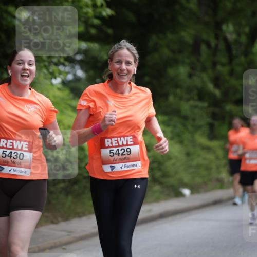 15.06.2025 - REWE Women's Run Jannik Wohlers http://msf.ph/oto/7973834 15.06.2025 10:08:35 Laufen 5430, 5429 meine-sportfotos.de