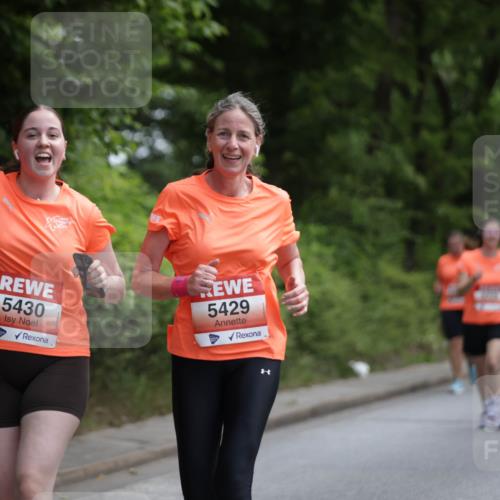15.06.2025 - REWE Women's Run Jannik Wohlers http://msf.ph/oto/7973836 15.06.2025 10:08:35 Laufen 5430, 5429 meine-sportfotos.de