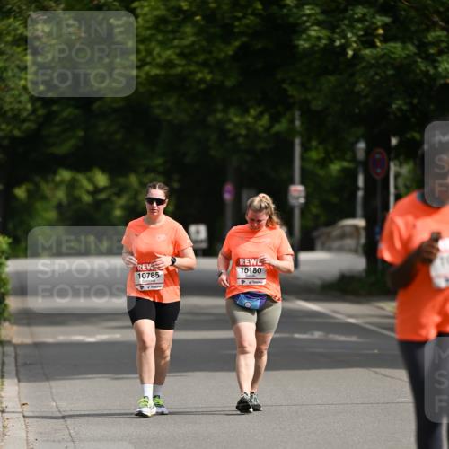 15.06.2025 - REWE Women's Run Dr. Thomas Lammeyer http://msf.ph/oto/7973861 15.06.2025 10:05:45 Laufen 10785, 10180 meine-sportfotos.de
