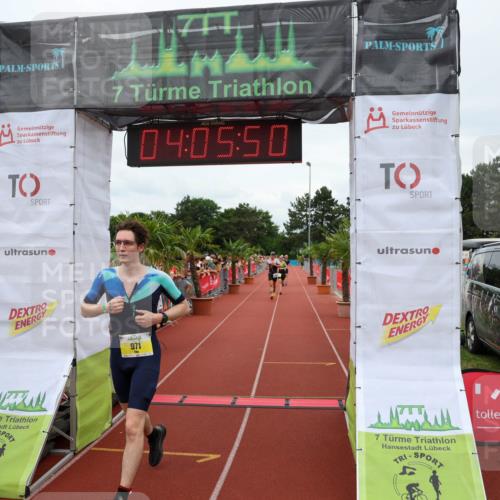 15.06.2025 - 7 Türme Triathlon Michael Strokosch http://msf.ph/oto/7973886 15.06.2025 14:05:49 Ziel 477, 971, 984, 1031 meine-sportfotos.de