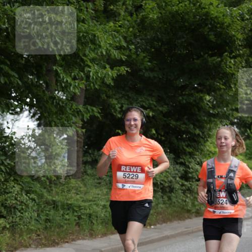 15.06.2025 - REWE Women's Run Jannik Wohlers http://msf.ph/oto/7974013 15.06.2025 10:08:42 Laufen 5229, 5524 meine-sportfotos.de