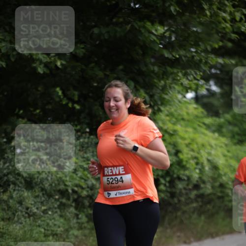 15.06.2025 - REWE Women's Run Jannik Wohlers http://msf.ph/oto/7974060 15.06.2025 10:08:44 Laufen 5294 meine-sportfotos.de