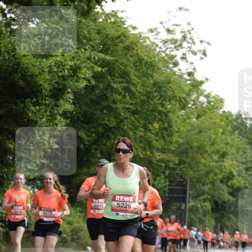 15.06.2025 - REWE Women's Run Jannik Wohlers http://msf.ph/oto/7974138 15.06.2025 10:08:50 Laufen 5448, 5226, 5419, 5076 meine-sportfotos.de