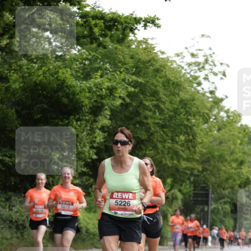 15.06.2025 - REWE Women's Run Jannik Wohlers http://msf.ph/oto/7974172 15.06.2025 10:08:51 Laufen 5076, 5226 meine-sportfotos.de