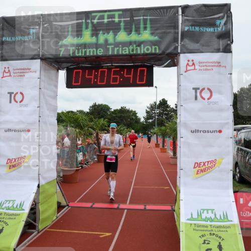 15.06.2025 - 7 Türme Triathlon Michael Strokosch http://msf.ph/oto/7974206 15.06.2025 14:06:40 Ziel 311, 1074 meine-sportfotos.de