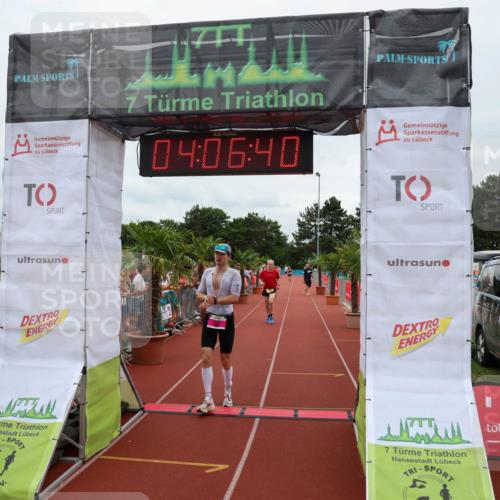 15.06.2025 - 7 Türme Triathlon Michael Strokosch http://msf.ph/oto/7974210 15.06.2025 14:06:40 Ziel 311, 1074 meine-sportfotos.de