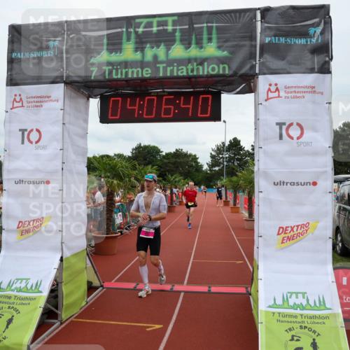 15.06.2025 - 7 Türme Triathlon Michael Strokosch http://msf.ph/oto/7974214 15.06.2025 14:06:40 Ziel 311, 1074 meine-sportfotos.de