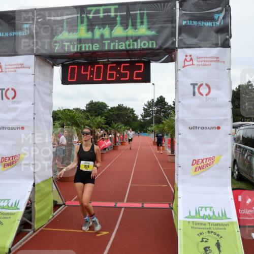 15.06.2025 - 7 Türme Triathlon Michael Strokosch http://msf.ph/oto/7974310 15.06.2025 14:06:52 Ziel 807, 832, 928 meine-sportfotos.de