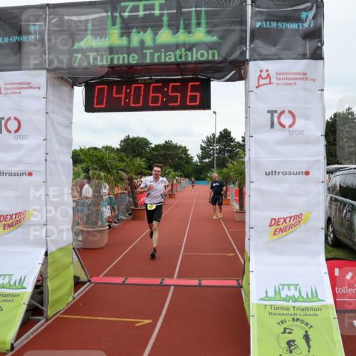 15.06.2025 - 7 Türme Triathlon Michael Strokosch http://msf.ph/oto/7974332 15.06.2025 14:06:56 Ziel 832, 928 meine-sportfotos.de