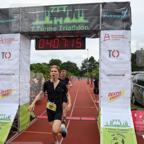 15.06.2025 - 7 Türme Triathlon Michael Strokosch http://msf.ph/oto/7974431 15.06.2025 14:07:15 Ziel 1057, 1110, 1186 meine-sportfotos.de