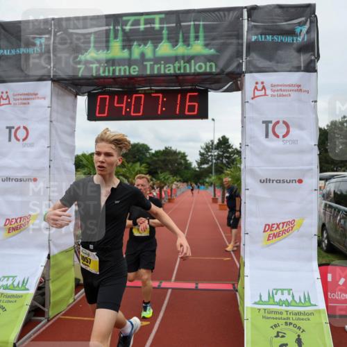 15.06.2025 - 7 Türme Triathlon Michael Strokosch http://msf.ph/oto/7974435 15.06.2025 14:07:15 Ziel 1057, 1110, 1186 meine-sportfotos.de