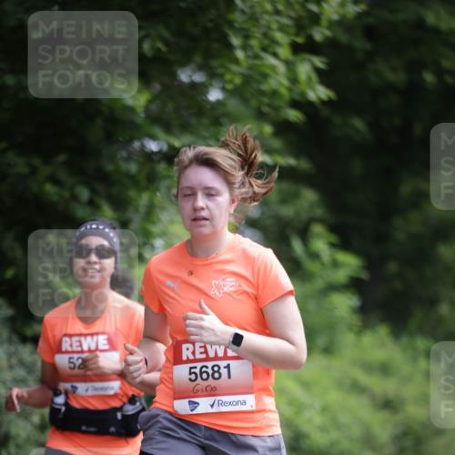 15.06.2025 - REWE Women's Run Jannik Wohlers http://msf.ph/oto/7974443 15.06.2025 10:09:13 Laufen 52, 5681 meine-sportfotos.de