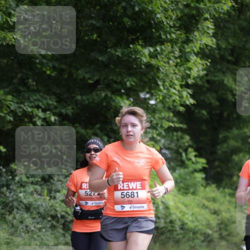 15.06.2025 - REWE Women's Run Jannik Wohlers http://msf.ph/oto/7974462 15.06.2025 10:09:13 Laufen 527, 5681 meine-sportfotos.de