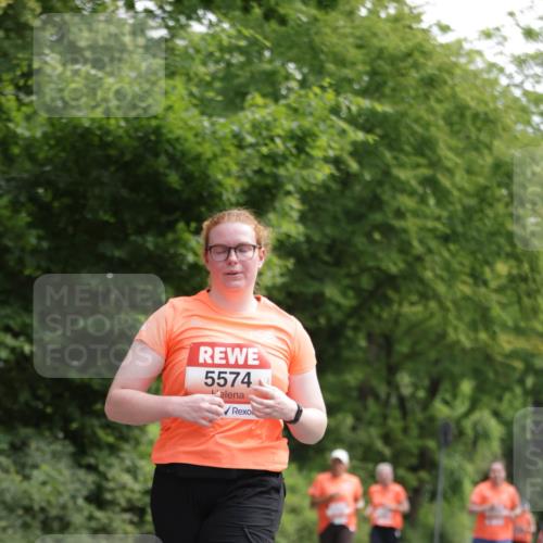 15.06.2025 - REWE Women's Run Jannik Wohlers http://msf.ph/oto/7974507 15.06.2025 10:09:15 Laufen 5574 meine-sportfotos.de