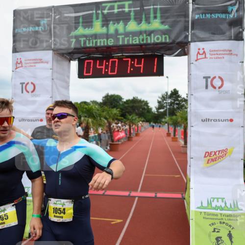 15.06.2025 - 7 Türme Triathlon Michael Strokosch http://msf.ph/oto/7974591 15.06.2025 14:07:41 Ziel 927, 1054, 1055, 1091, 1197 meine-sportfotos.de