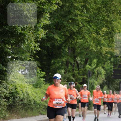 15.06.2025 - REWE Women's Run Jannik Wohlers http://msf.ph/oto/7974603 15.06.2025 10:09:27 Laufen 5202 meine-sportfotos.de