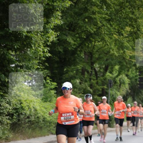 15.06.2025 - REWE Women's Run Jannik Wohlers http://msf.ph/oto/7974609 15.06.2025 10:09:27 Laufen 5202 meine-sportfotos.de