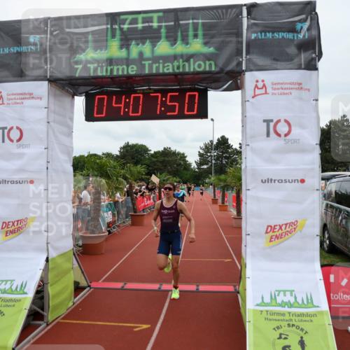 15.06.2025 - 7 Türme Triathlon Michael Strokosch http://msf.ph/oto/7974615 15.06.2025 14:07:50 Ziel 624, 853 meine-sportfotos.de