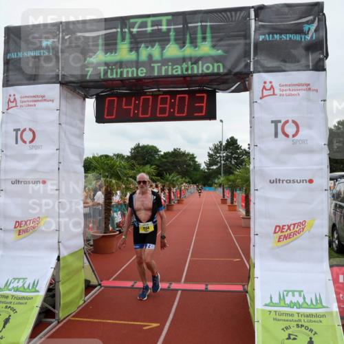 15.06.2025 - 7 Türme Triathlon Michael Strokosch http://msf.ph/oto/7974726 15.06.2025 14:08:03 Ziel 490, 565, 933, 1134 meine-sportfotos.de