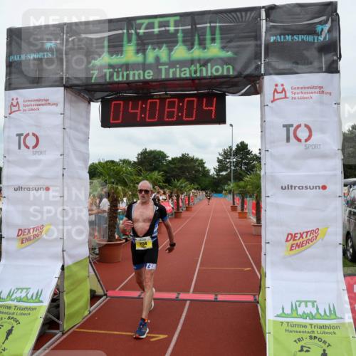 15.06.2025 - 7 Türme Triathlon Michael Strokosch http://msf.ph/oto/7974727 15.06.2025 14:08:03 Ziel 490, 565, 933, 1134 meine-sportfotos.de