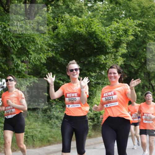 15.06.2025 - REWE Women's Run Jannik Wohlers http://msf.ph/oto/7974765 15.06.2025 10:09:38 Laufen 5216, 5020, 5021 meine-sportfotos.de