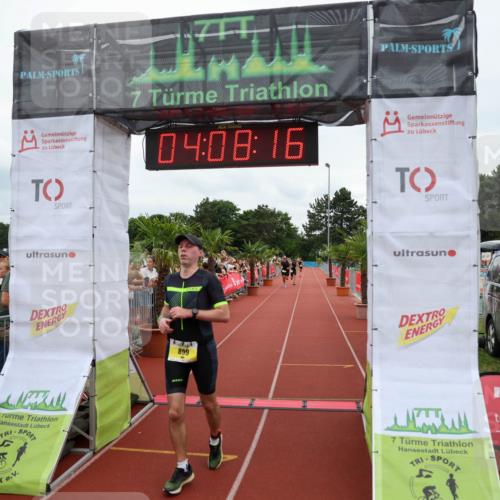 15.06.2025 - 7 Türme Triathlon Michael Strokosch http://msf.ph/oto/7974770 15.06.2025 14:08:16 Ziel 899 meine-sportfotos.de