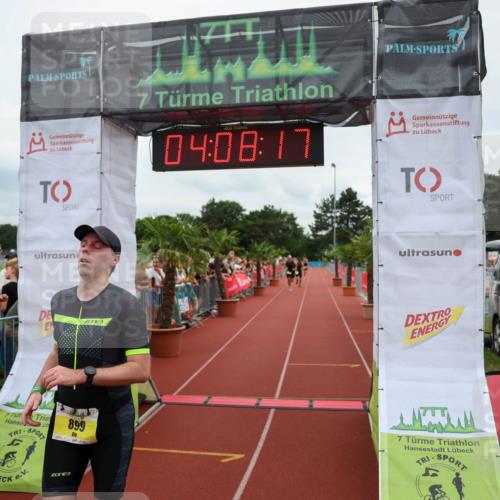 15.06.2025 - 7 Türme Triathlon Michael Strokosch http://msf.ph/oto/7974783 15.06.2025 14:08:16 Ziel 899 meine-sportfotos.de