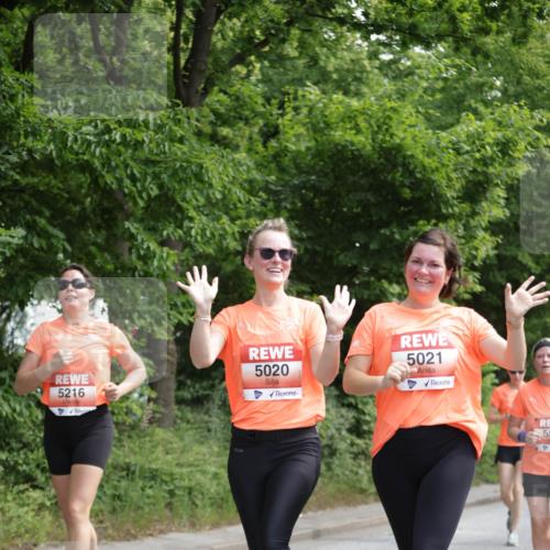 15.06.2025 - REWE Women's Run Jannik Wohlers http://msf.ph/oto/7974788 15.06.2025 10:09:38 Laufen 5216, 5020, 5021, 55 meine-sportfotos.de