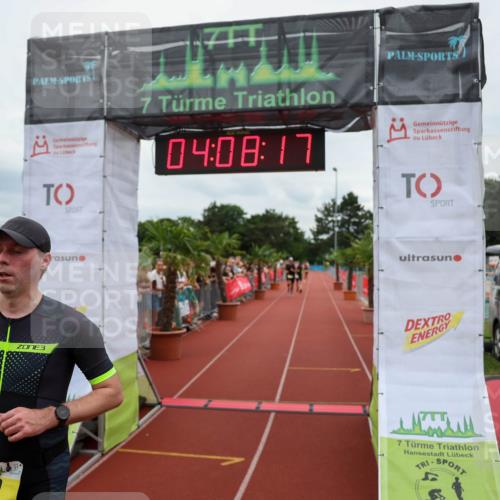 15.06.2025 - 7 Türme Triathlon Michael Strokosch http://msf.ph/oto/7974789 15.06.2025 14:08:17 Ziel 899, 1127 meine-sportfotos.de