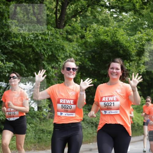 15.06.2025 - REWE Women's Run Jannik Wohlers http://msf.ph/oto/7974803 15.06.2025 10:09:39 Laufen 5020, 5021, 5216 meine-sportfotos.de
