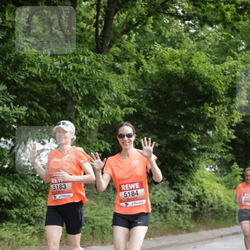 15.06.2025 - REWE Women's Run Jannik Wohlers http://msf.ph/oto/7974906 15.06.2025 10:09:42 Laufen 5183, 5184, 547 meine-sportfotos.de