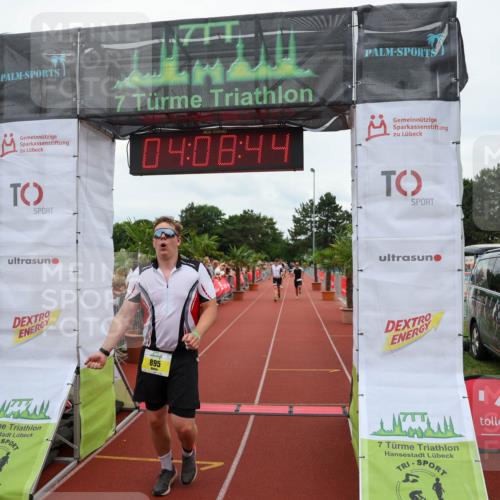 15.06.2025 - 7 Türme Triathlon Michael Strokosch http://msf.ph/oto/7974967 15.06.2025 14:08:43 Ziel 325, 375, 627, 889, 895 meine-sportfotos.de