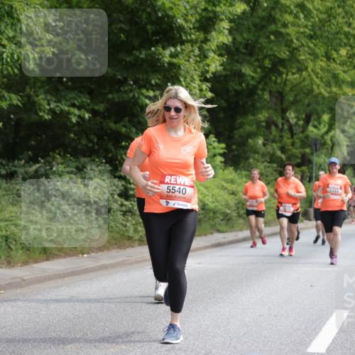 15.06.2025 - REWE Women's Run Jannik Wohlers http://msf.ph/oto/7975008 15.06.2025 10:09:51 Laufen 46, 5540, 6444 meine-sportfotos.de