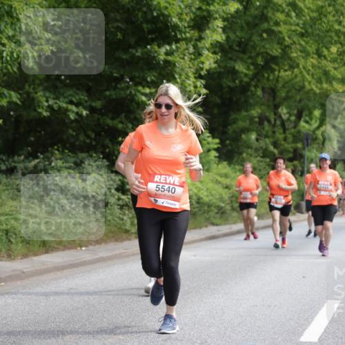 15.06.2025 - REWE Women's Run Jannik Wohlers http://msf.ph/oto/7975012 15.06.2025 10:09:51 Laufen 5540, 6444 meine-sportfotos.de