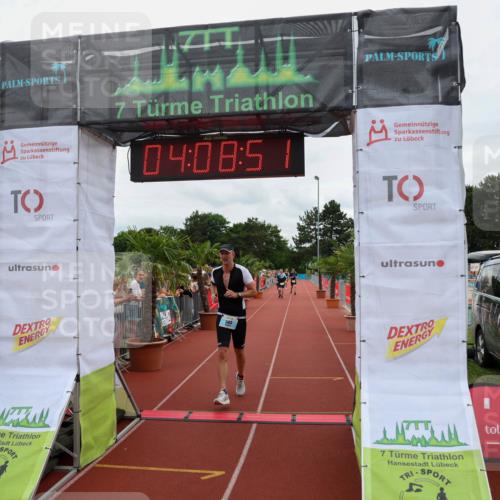 15.06.2025 - 7 Türme Triathlon Michael Strokosch http://msf.ph/oto/7975031 15.06.2025 14:08:51 Ziel 583, 627, 889 meine-sportfotos.de