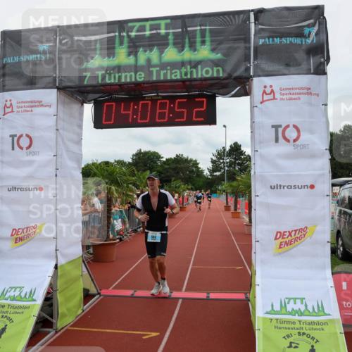 15.06.2025 - 7 Türme Triathlon Michael Strokosch http://msf.ph/oto/7975036 15.06.2025 14:08:51 Ziel 583, 627, 889 meine-sportfotos.de