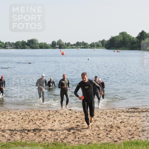 21.06.2025 - 27. Vierlanden-Triathlon MichiJ http://msf.ph/oto/7975070 15.06.2026 08:41:03 Schwimmen 99, 109, 114, 129, 147 meine-sportfotos.de