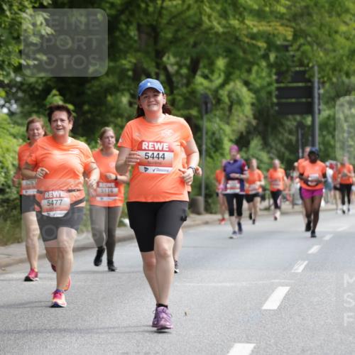 15.06.2025 - REWE Women's Run Jannik Wohlers http://msf.ph/oto/7975071 15.06.2025 10:09:54 Laufen 5116, 5477, 5444 meine-sportfotos.de