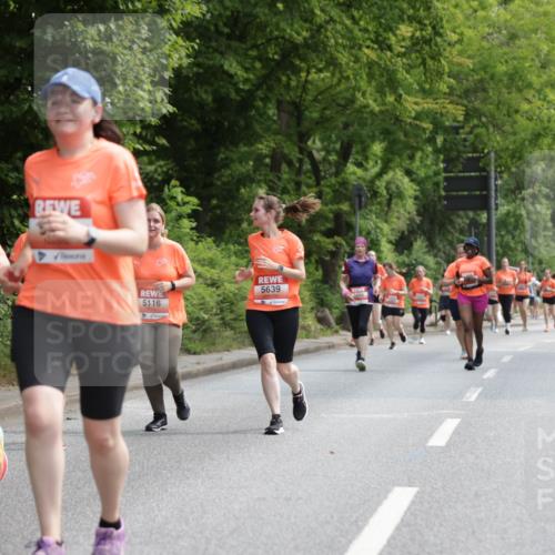 15.06.2025 - REWE Women's Run Jannik Wohlers http://msf.ph/oto/7975111 15.06.2025 10:09:56 Laufen 5477, 5116, 5639 meine-sportfotos.de